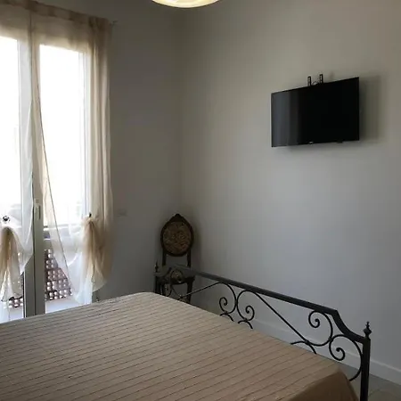 Franci Marina Di Campo, A Due Passi Dal Mare * 마리나디캄포