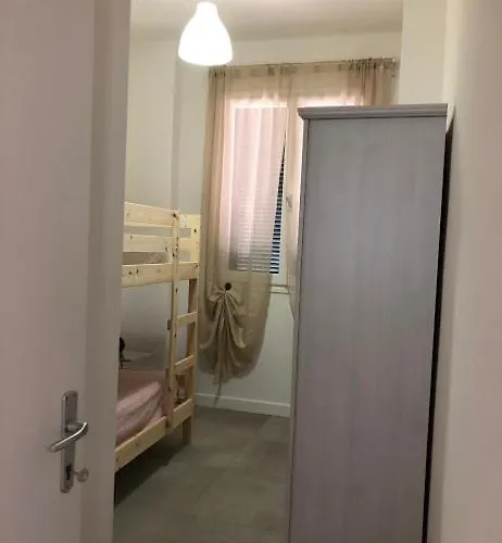 Franci Marina Di Campo, A Due Passi Dal Mare * 마리나디캄포